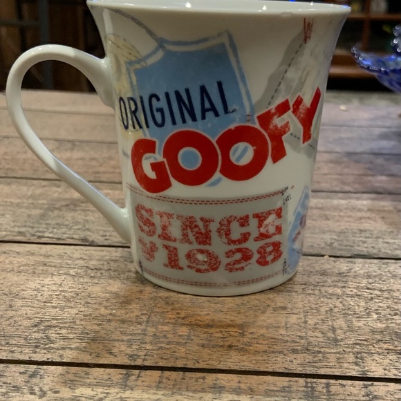 Disney Goofy Mug - Picture 2 of 4